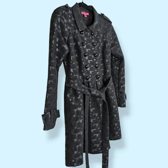 Betsey Johnson Black Floral Buttoned Coat - Picture 5 of 7